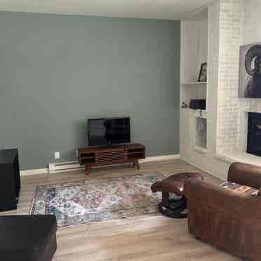 Room for rent/roommate wanted!!
