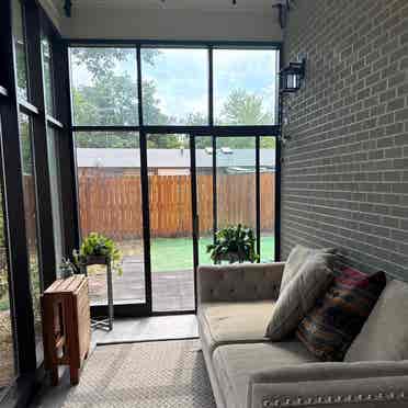 Room for rent/roommate wanted!!