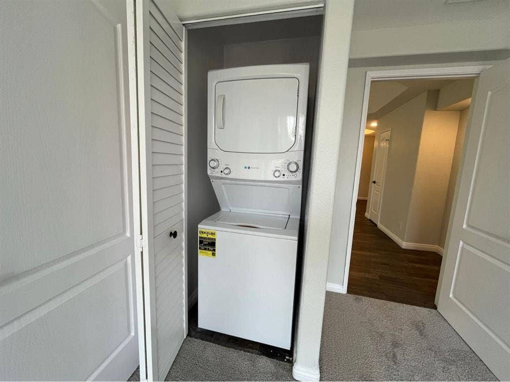 Newly renovated apt with special
