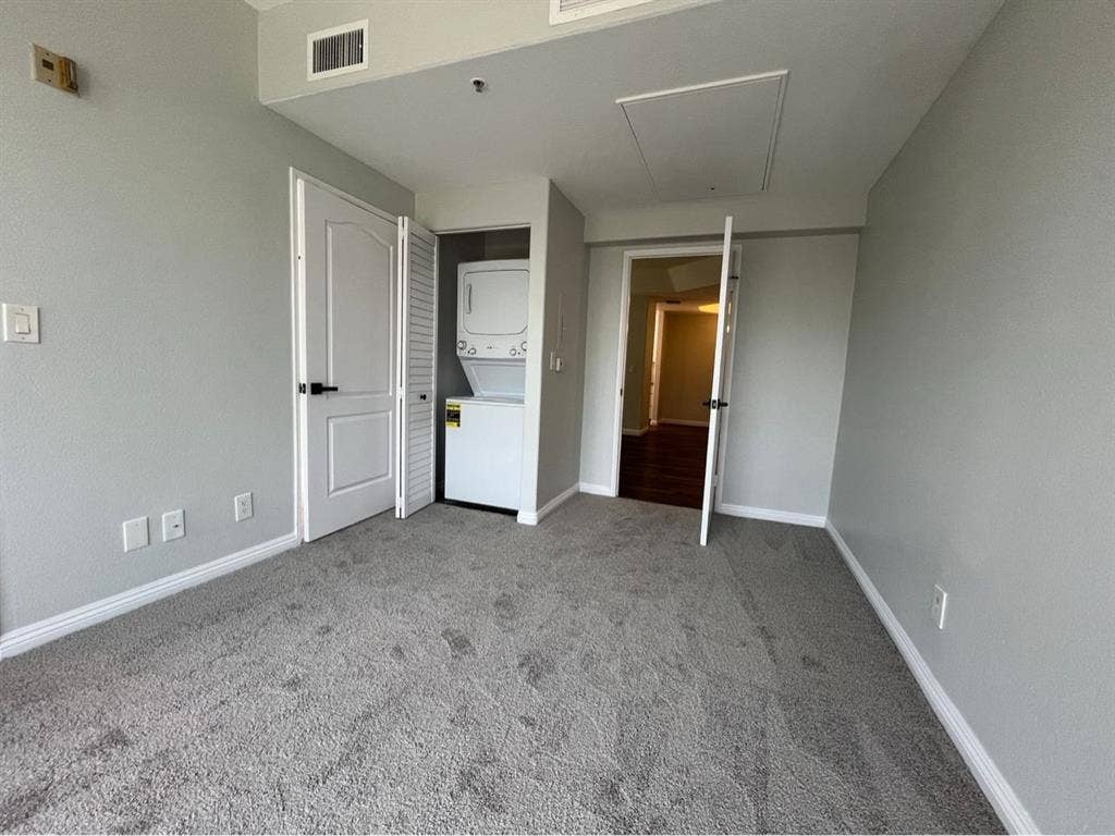 Newly renovated apt with special