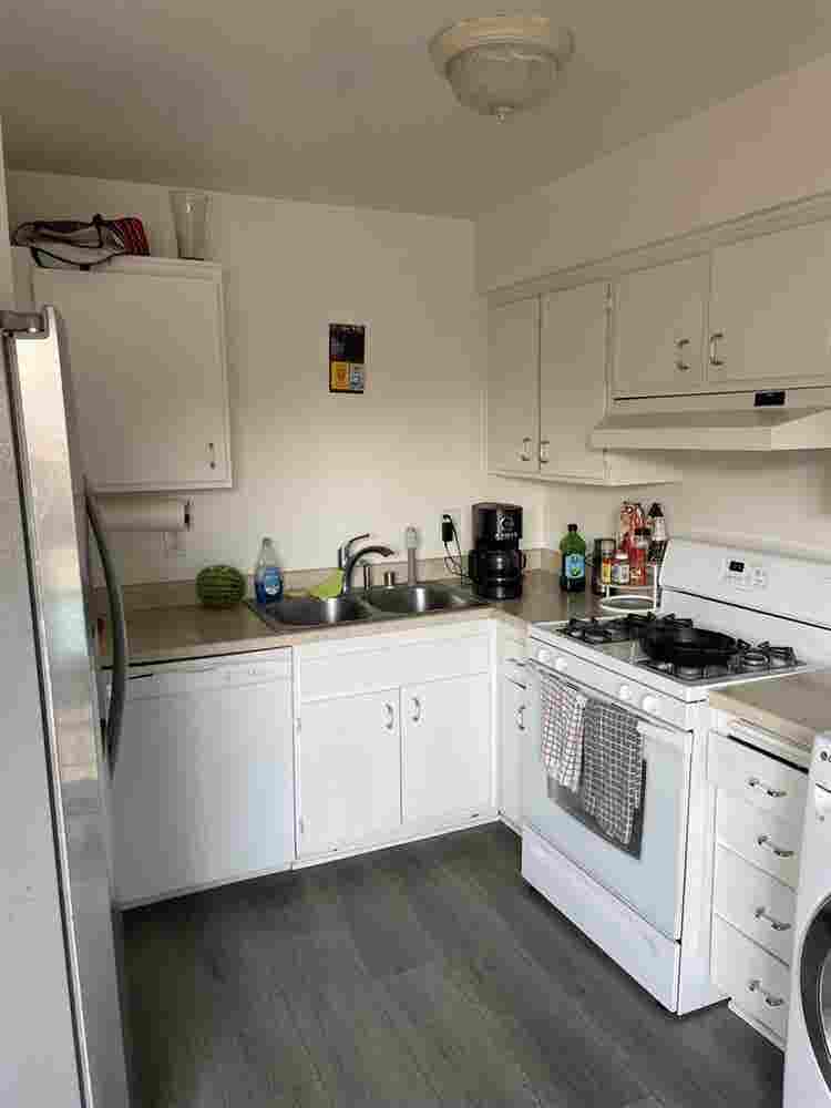 Townhome in HB Sept 1st