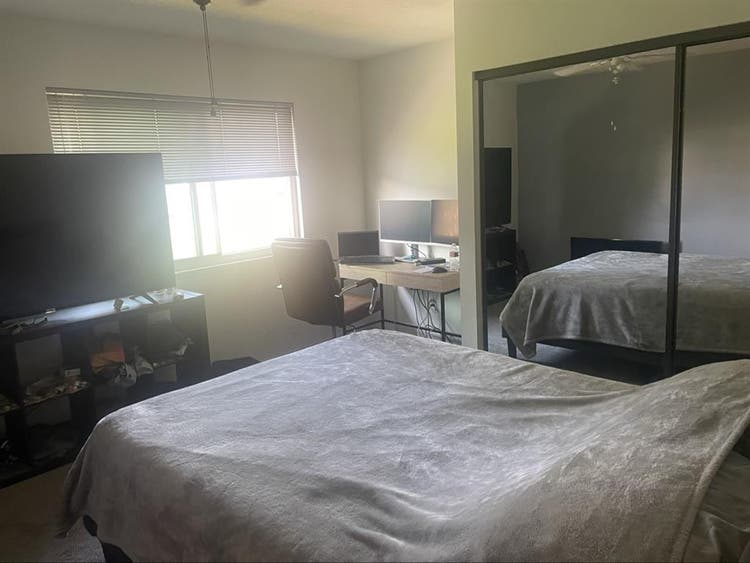 Townhome in HB Sept 1st