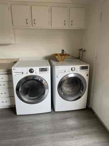 Townhome in HB Sept 1st