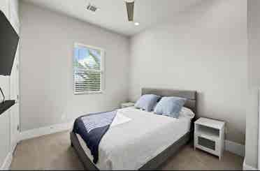 Unfurnished Room in Gated Community