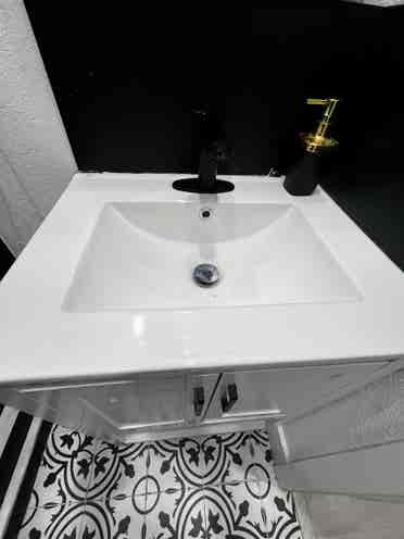 Private efficiency for rent.