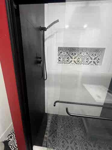 Private efficiency for rent.