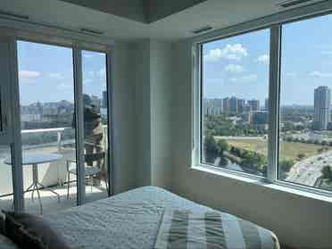 Looking for a Roommate