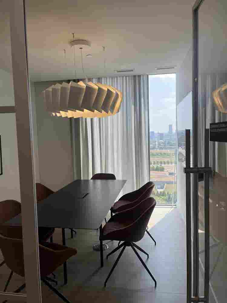 Looking for a Roommate