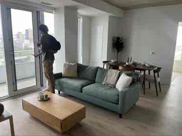Looking for a Roommate