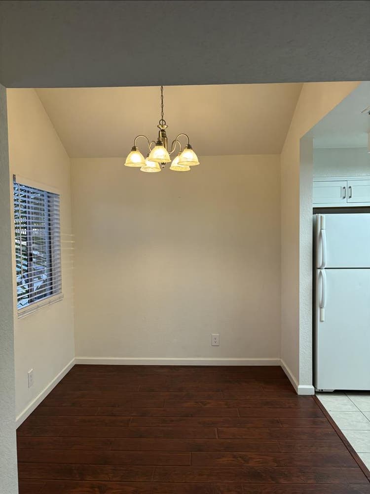 Looking for roomate!