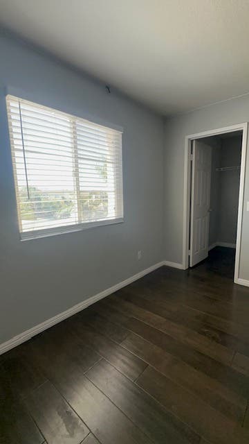 Spacious 1BR w/Walk-In Closet