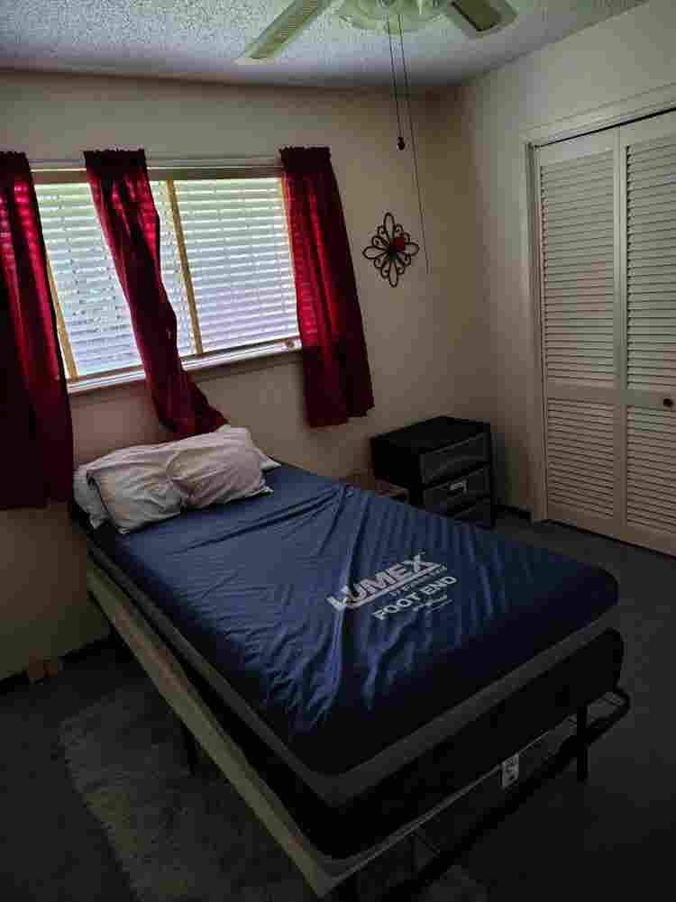 Room for rent!