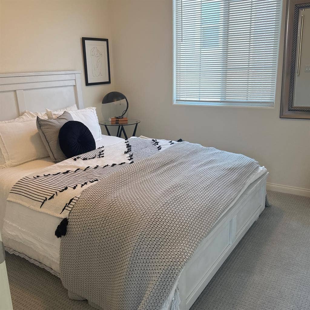 Beautiful Home to Share!