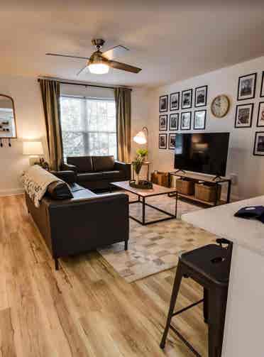 Looking for someone to sublease!