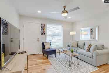 Charlotte park roommate