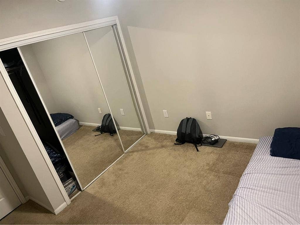 Private bedroom&bath
for female