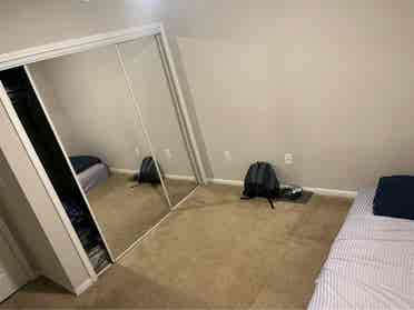 Private bedroom&bath
 for female