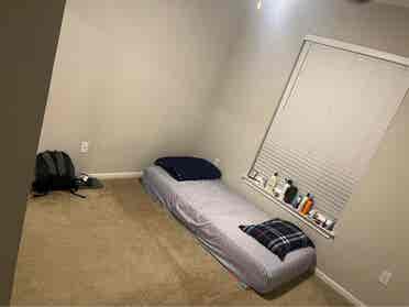 Private bedroom&bath
 for female