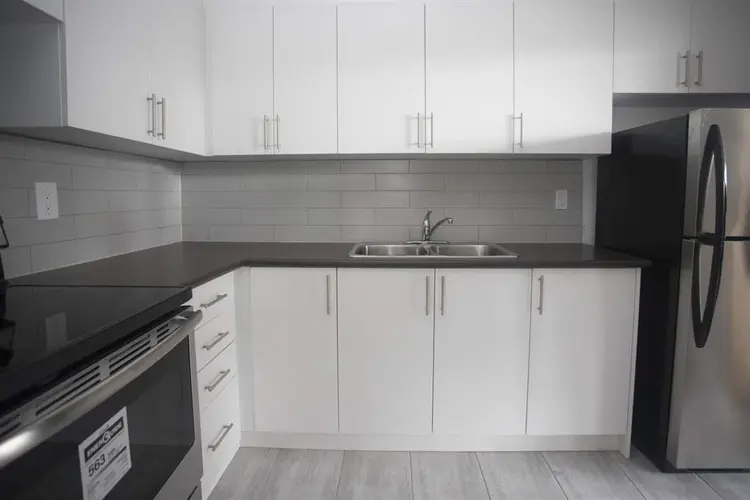 Shared or Private females