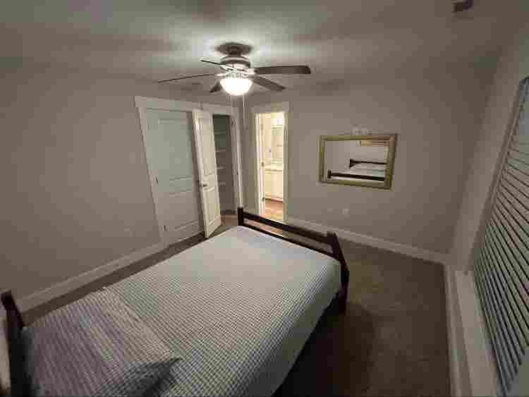 Luxury
 Bedroom w/ Private & Closet