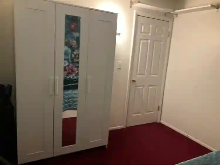 3 bedrooms in cute house