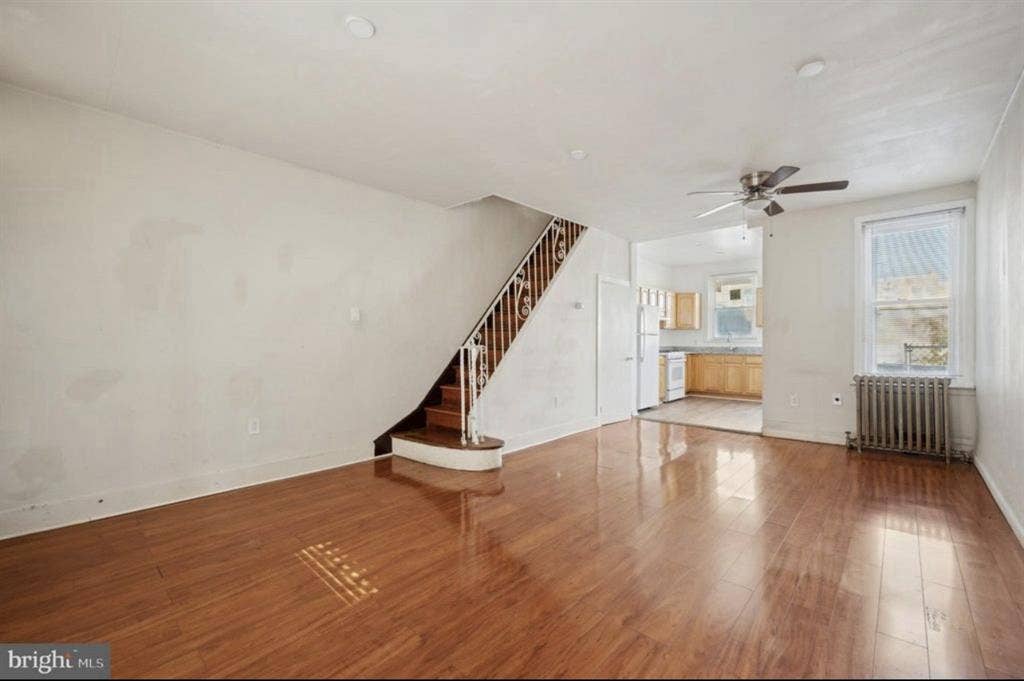 Room for rent in 3 Bedroom House