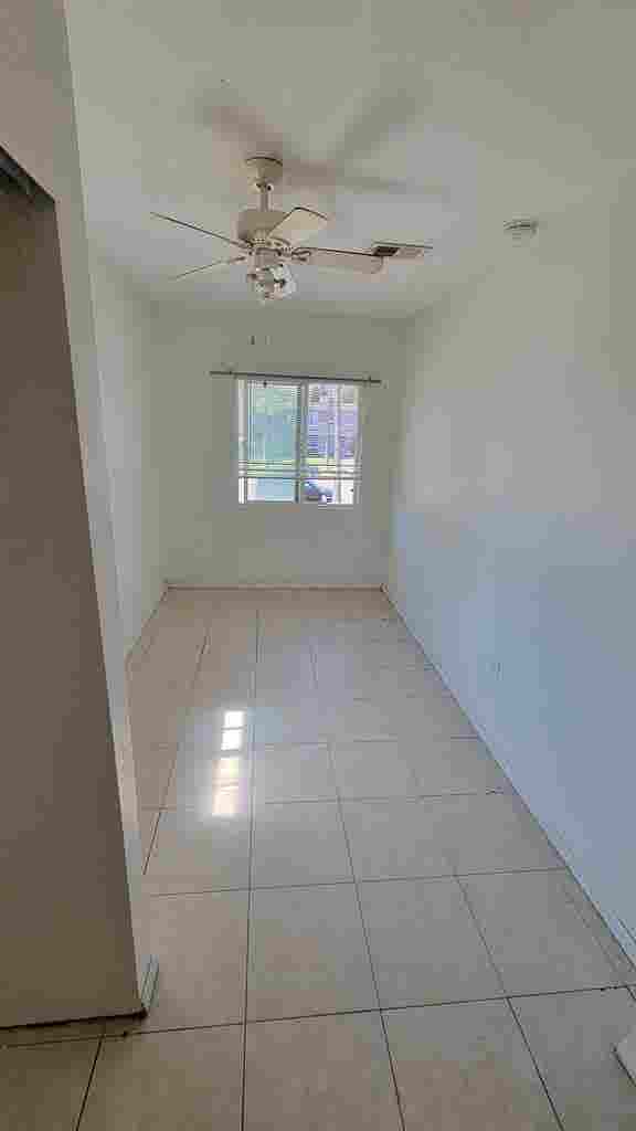 Small Room for Rent in SB