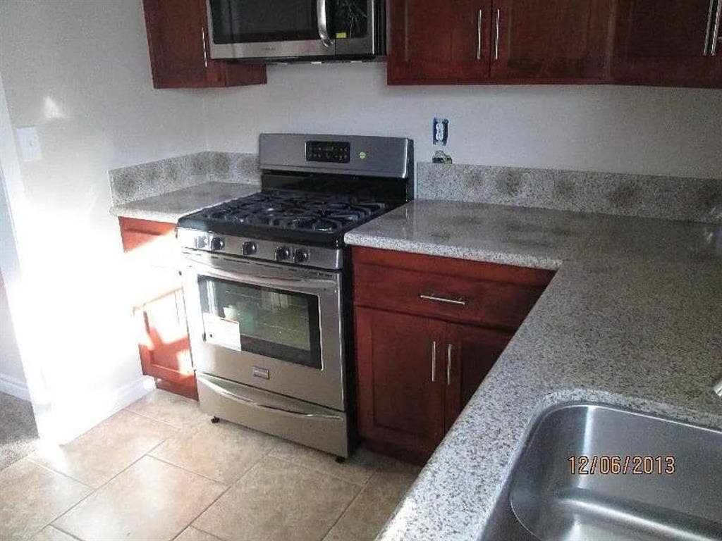 Private room for rent - $/month