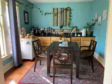 Seeking Female Roommate 