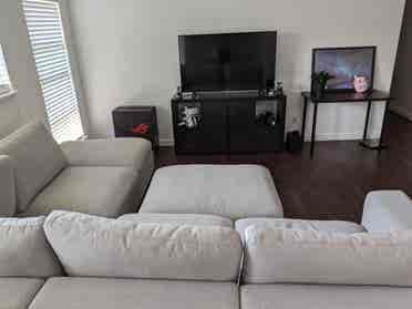 Room for rent in Renton