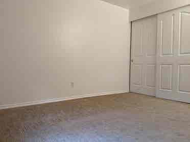 Room for rent in Renton