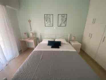 Rachel’s apartment- furnished
