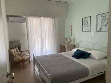Rachel’s apartment- furnished