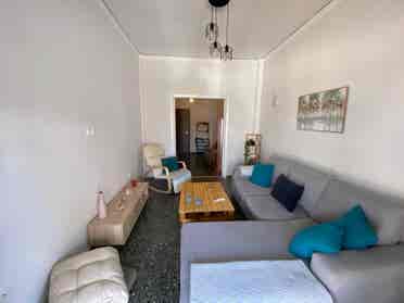 Rachel’s apartment- furnished
