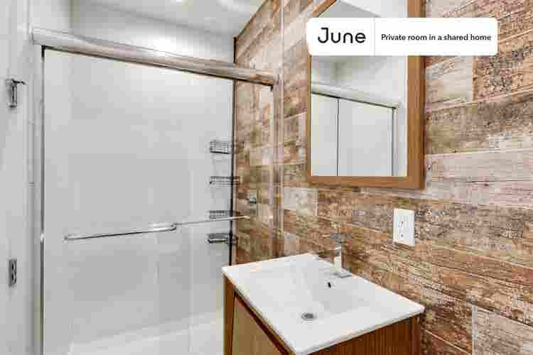 5 BR in New York City