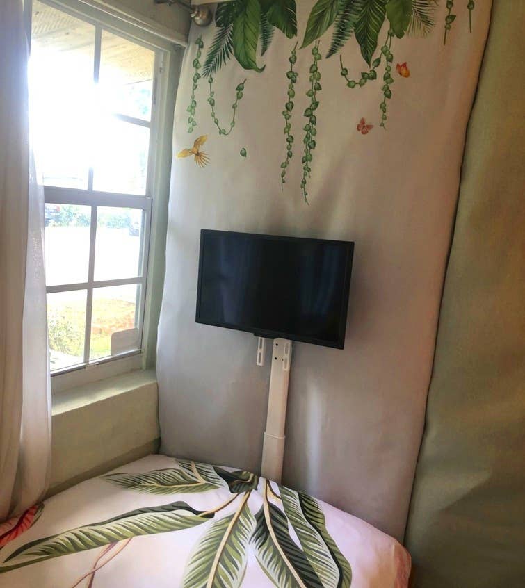 Room in Hollywood, Fl $ a Month
