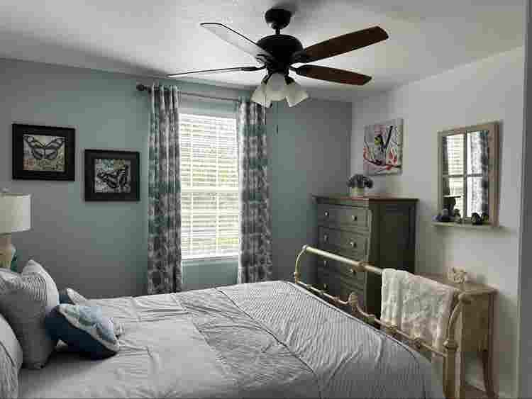 Furnished queen room & private bath