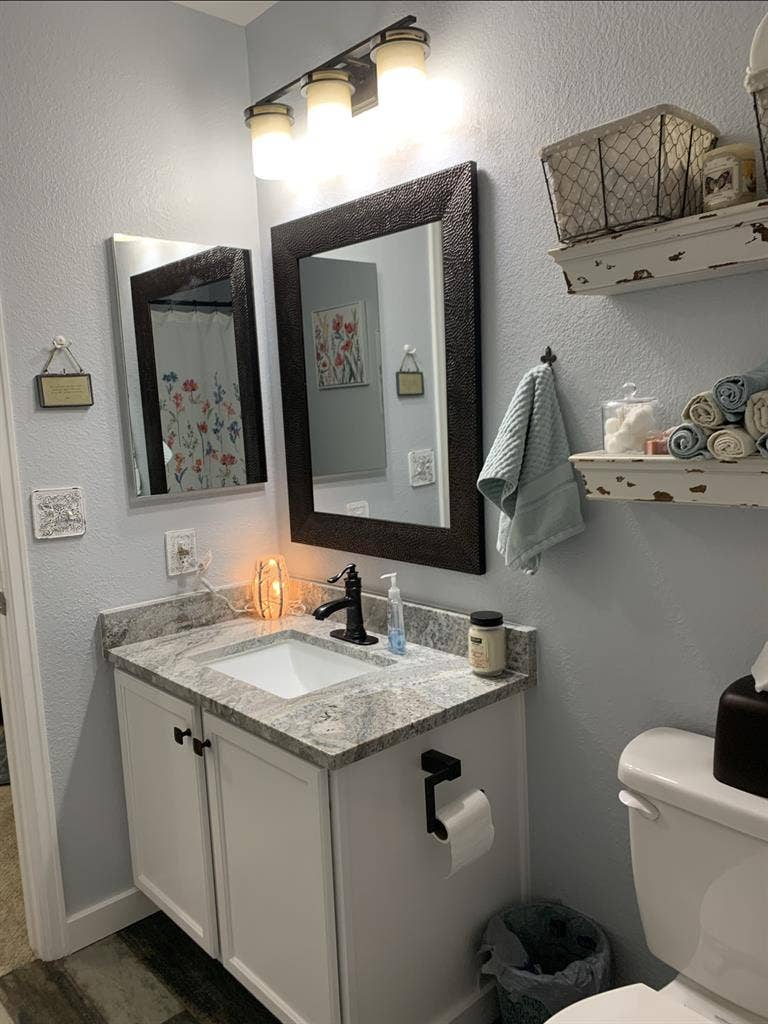 Furnished queen room & private bath