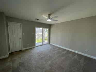 2story Open-Concept  bath