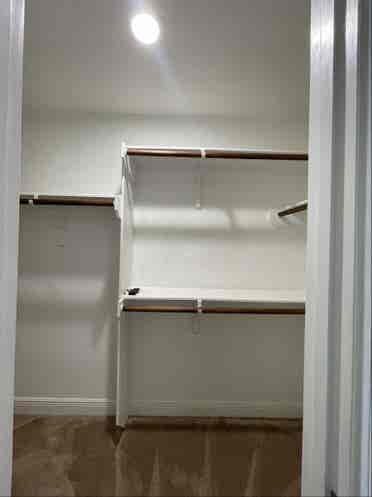 2story Open-Concept  bath