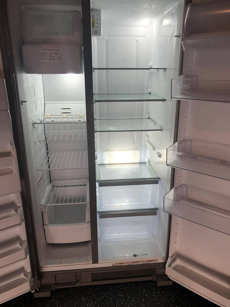 Single room for rent in Katy Crossi