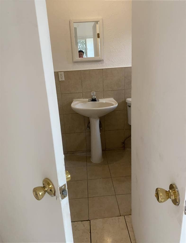 Central Duplex for rent
