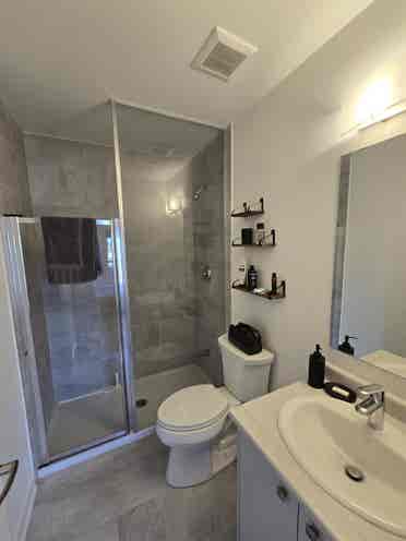 Master Bed+Ensuite+Balcony $