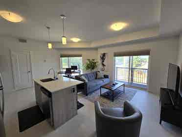Master Bed+Ensuite+Balcony $