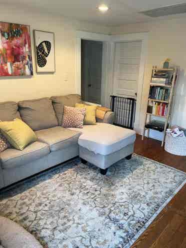 Private room in house in Belmont
