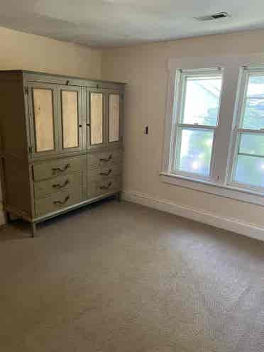 Private room in house in Belmont