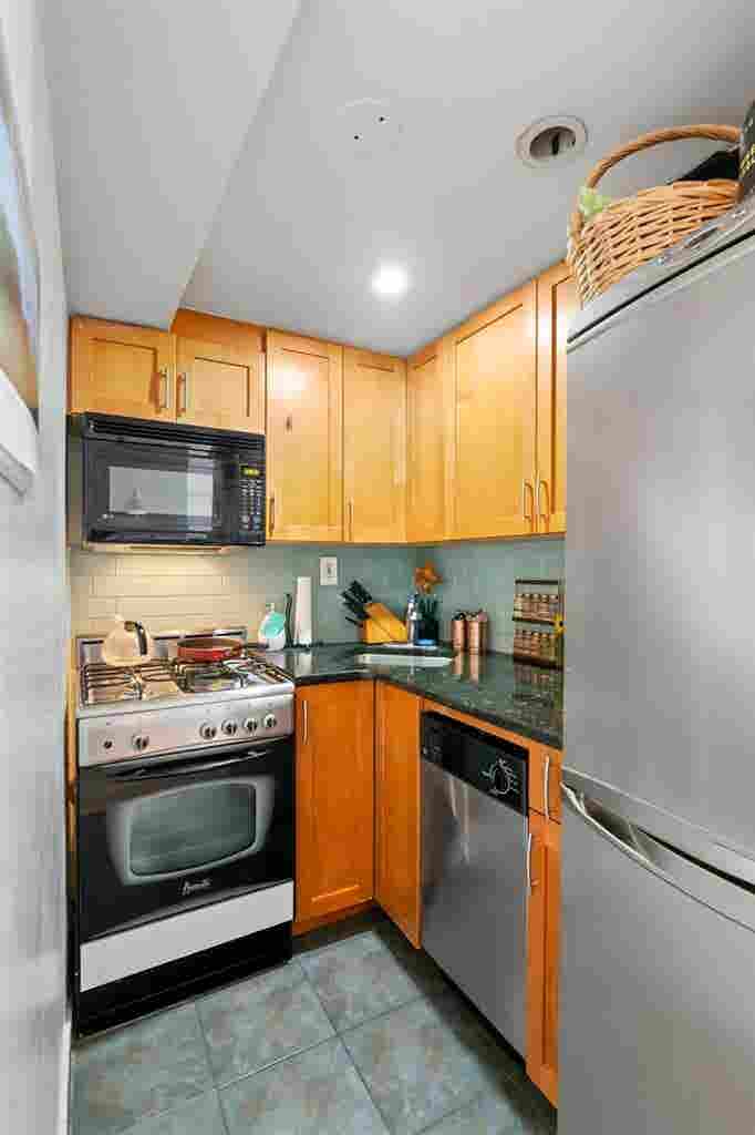 Furnished Studio in Murray Hill