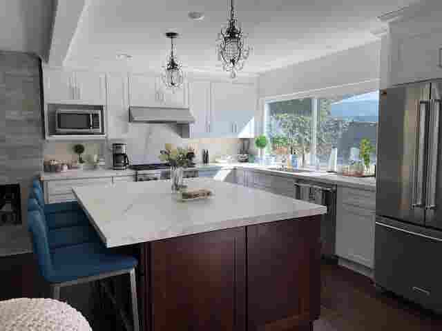 Furnished Room-Nice Home in Irvine