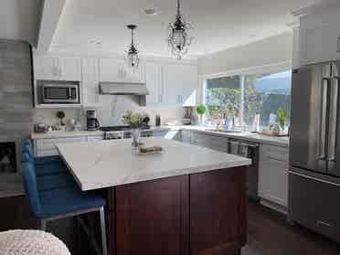 Furnished Room-Nice Home in Irvine