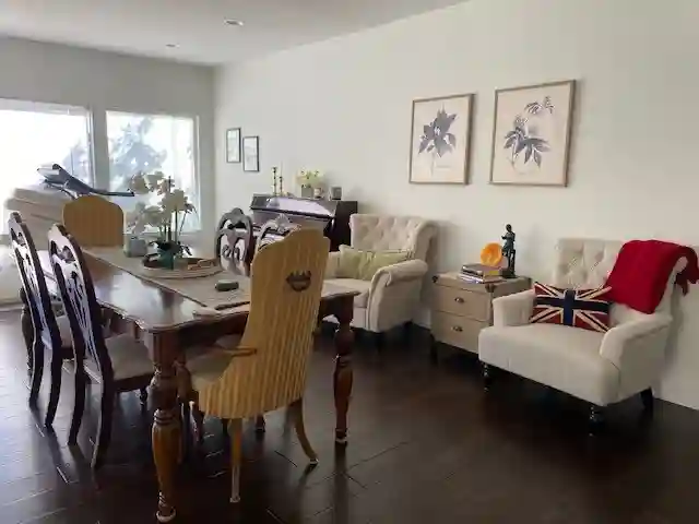 Furnished Room-Nice Home in Irvine